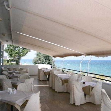 Ionian Beach Hotel Kalamaki  Buitenkant foto